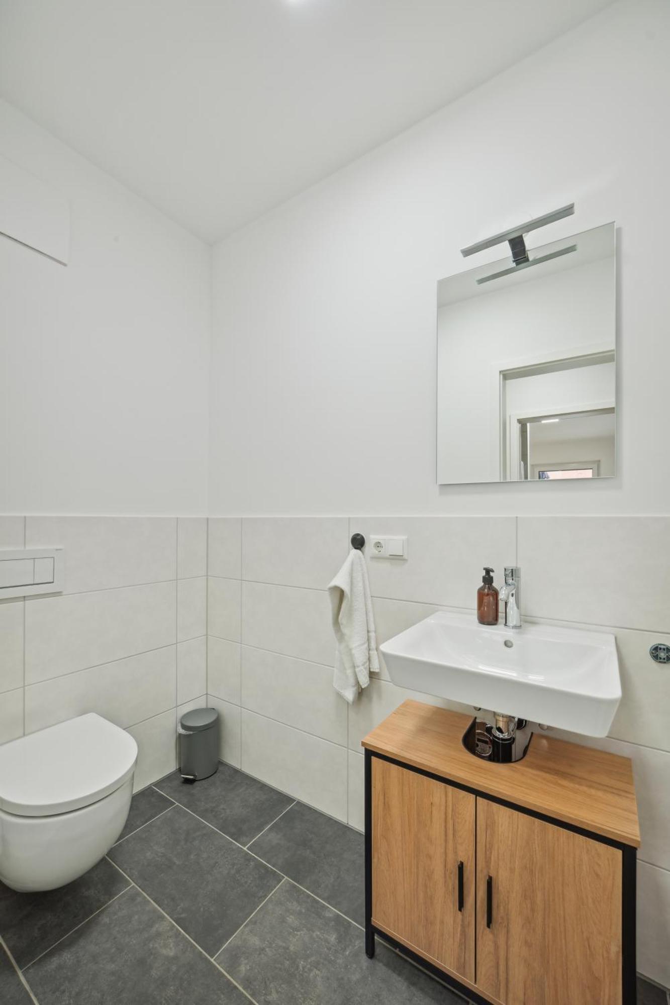 Sali Homes R4 - High-Quality Apartment With Terrace 바이로이트 외부 사진